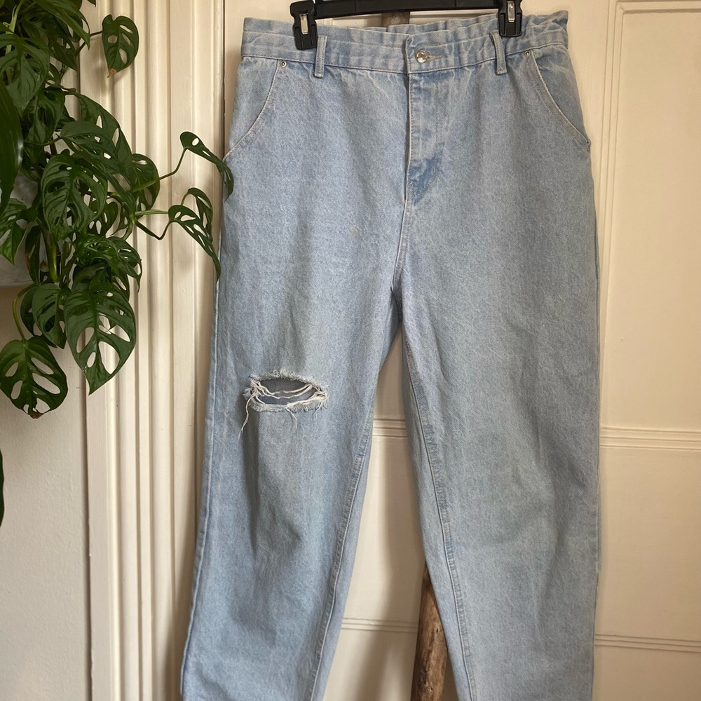 Light Blue Larina Distressed Jeans